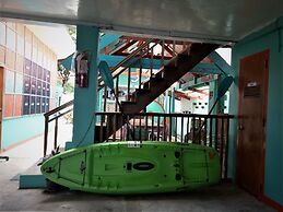 SmallFry's Beach Resort