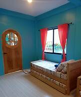 SmallFry's Beach Resort
