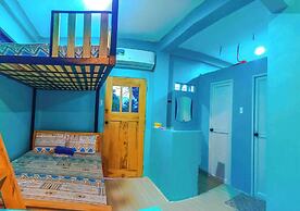 SmallFry's Beach Resort