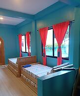SmallFry's Beach Resort