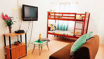 SmallFry's Beach Resort