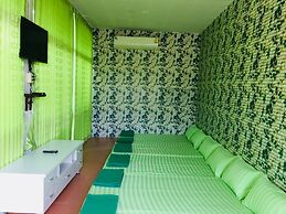 Saeng Tai Amphawa Resort