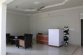 Omadhoo Inn