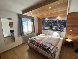 Mountain Lodge Sedrun