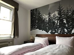 Mountain Lodge Sedrun
