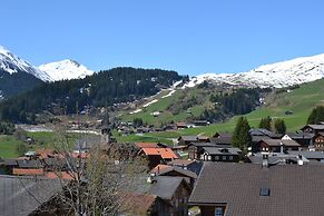 Mountain Lodge Sedrun