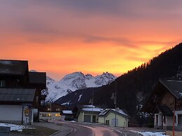 Mountain Lodge Sedrun