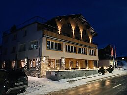 Mountain Lodge Sedrun