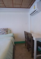 R-Lampang Guest House