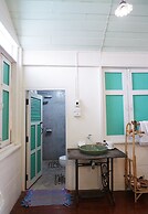 R-Lampang Guest House