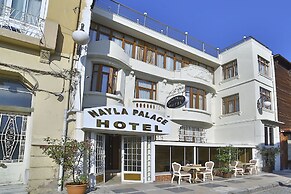 Nayla Palace Hotel