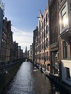 PH93 Amsterdam Central