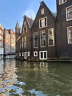 PH93 Amsterdam Central