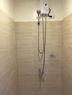 Mabolo Garden Flat by SDC