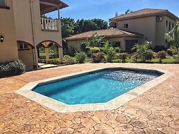 Casa Taylor Gran Pacifica Resort