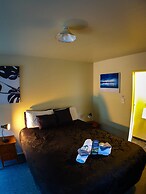 Tombstone Motel, Lodge & Backpackers