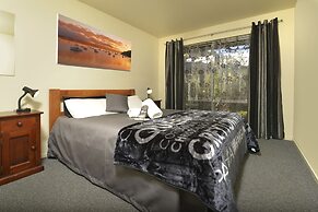 Tombstone Motel, Lodge & Backpackers