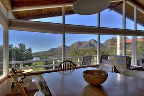 Freycinet Beachfront Retreat