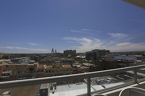 Stunning 2 Bedroom Apartment