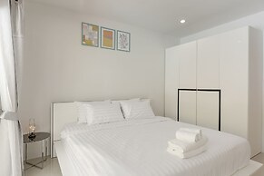 BaanPromphun Pool Villa by BV