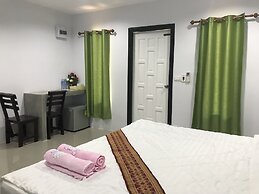 Kanyaphat Gardenview Resort