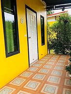 Kanyaphat Gardenview Resort