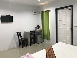 Kanyaphat Gardenview Resort