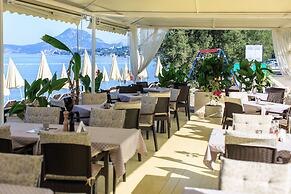 Apartments Kuce Lekovica snack bar- Bistro & Beach