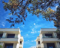 Apartments Kuce Lekovica snack bar- Bistro & Beach