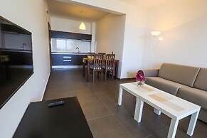 Apartments Kuce Lekovica snack bar- Bistro & Beach