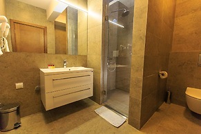 Apartments Kuce Lekovica snack bar- Bistro & Beach