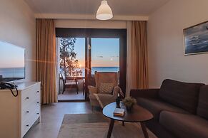 Apartments Kuce Lekovica snack bar- Bistro & Beach