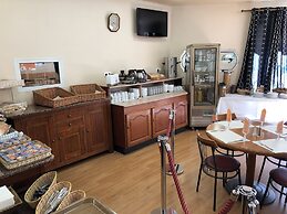 Le Dauphin Hotel