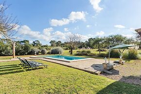 Close Es Trenc Beach Villa with Pool