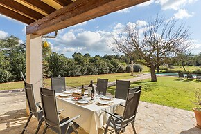 Close Es Trenc Beach Villa with Pool