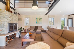 Close Es Trenc Beach Villa with Pool