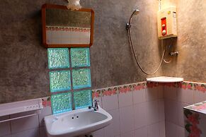 Malee's Nature Lovers Bungalows