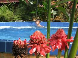 Malee's Nature Lovers Bungalows