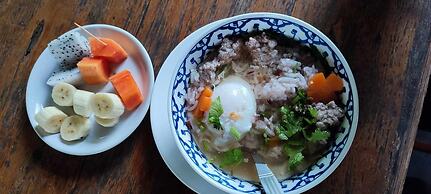 Malee's Nature Lovers Bungalows