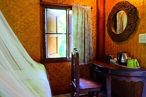 Malee's Nature Lovers Bungalows