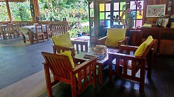 Malee's Nature Lovers Bungalows