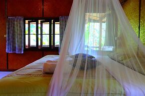 Malee's Nature Lovers Bungalows