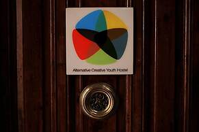 Alternative Creative Youth Hostel Barcelona