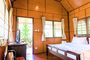 Bangrak Pier Bungalow