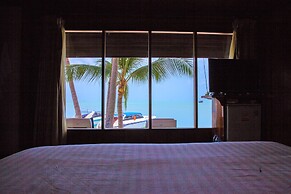 Bangrak Pier Bungalow