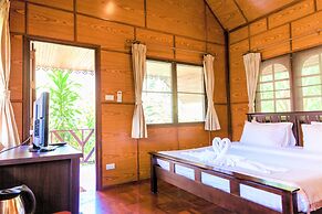 Bangrak Pier Bungalow