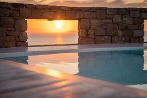 180 ° View PRIVATE Pool Villa Choulakia to enjoy SUN kissing SEA