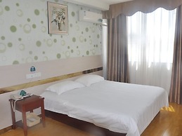 GreenTree Inn LinYi Lanshan District LinXi No.11 Road Express Hotel