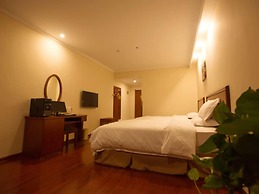 GreenTree Inn Chizhou Changjiang Middle Road Shangzhidu Commerce Squar