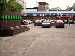 GreenTree Inn GanZhou Zhanggong District SanKang Temple RT-MART Expres